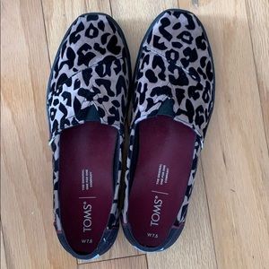 Women Toms flats